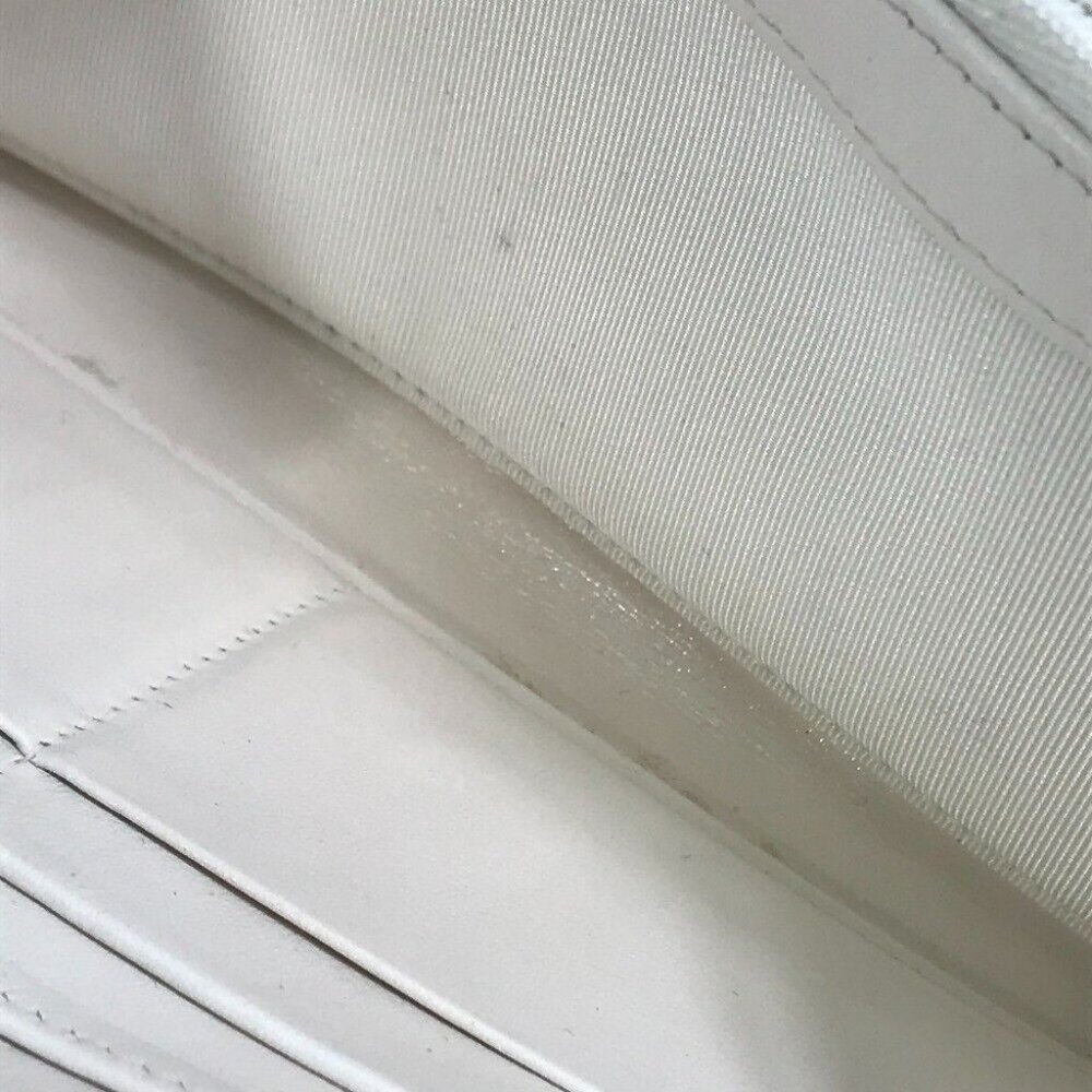 CHANEL A50097 Matelasse CC CC Mark Zip Around Quilted Wallet Long Wallet White - Picture 13 of 16